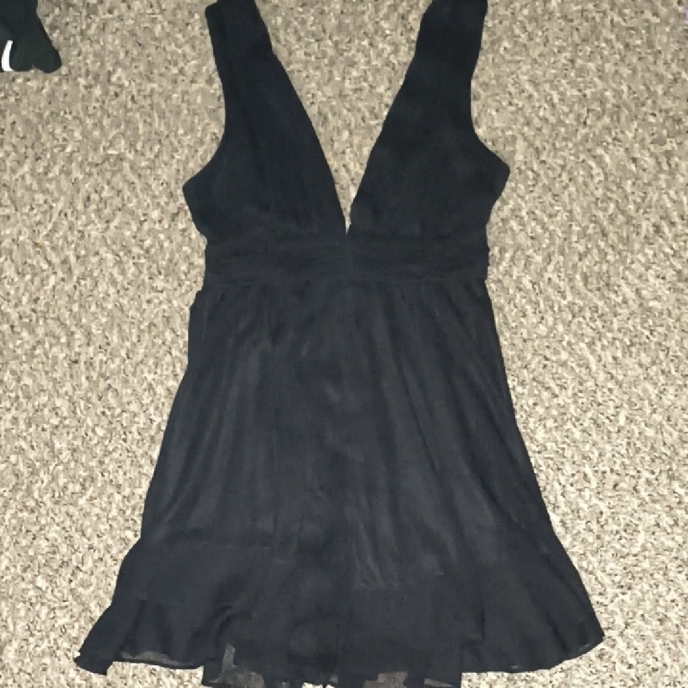 Love Tree Black Plunge Babydoll Dress